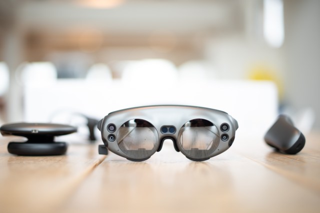 How to Integrate AR Into Your WooCommerce Store 4 ar-glasses